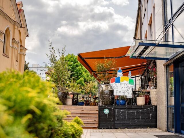 Lemberg Family Bistro