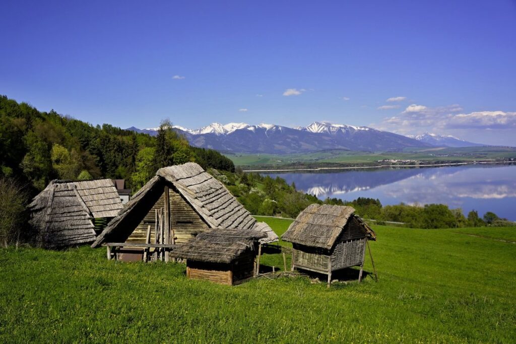 Archeoskanzen Havránok