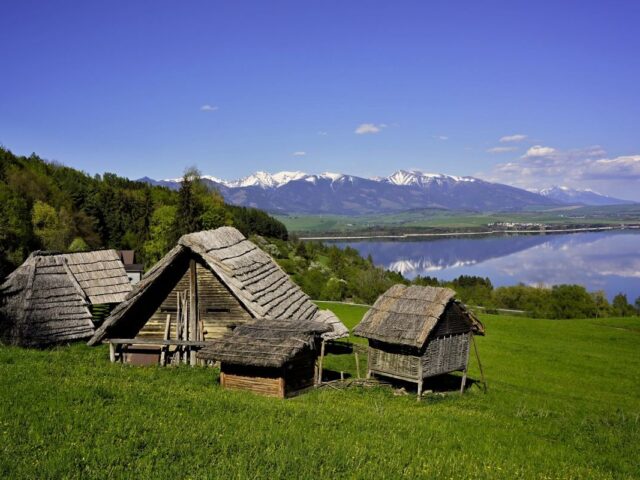 Archeoskanzen Havránok