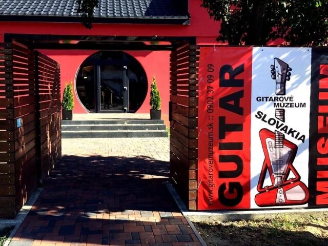 Gitarové múzeum Sobrance