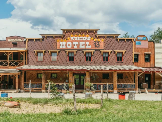 Ranch 13